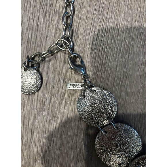 Chicos Silver Toned Concha Statement Belt XL - Picture 2 of 6